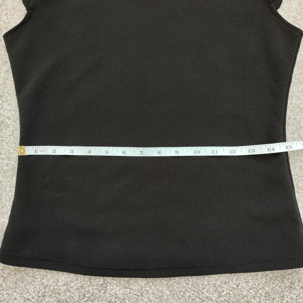 SHEIN Scallop Trim Solid Tee Size L - Picture 10 of 14